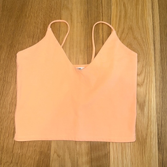 Groceries Apparel Cami Crop in Peach Pit | Fitted Crop Top Tank | Rare | XS - Picture 6 of 13